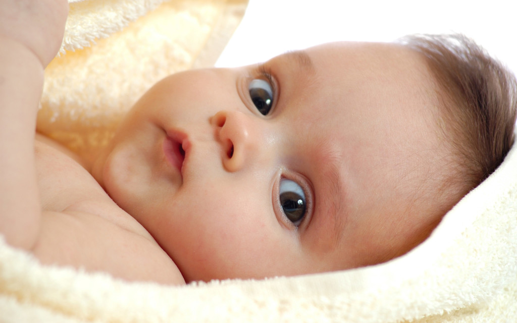 Cute Baby 03 Wallpaper