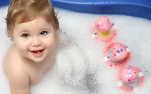Smiling Cute Baby Wallpaper