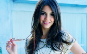 Beautiful Victoria Justice HD Wallpaper Widescreen