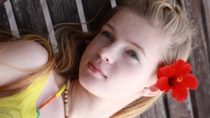 Cute Girl HD Wallpaper 05