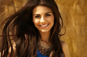 Victoria Justice 2013 HD Wallpaper