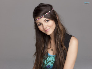Victoria Justice HD Wallpaper Widescreen
