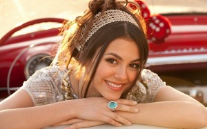 Victoria Justice Wallpapers