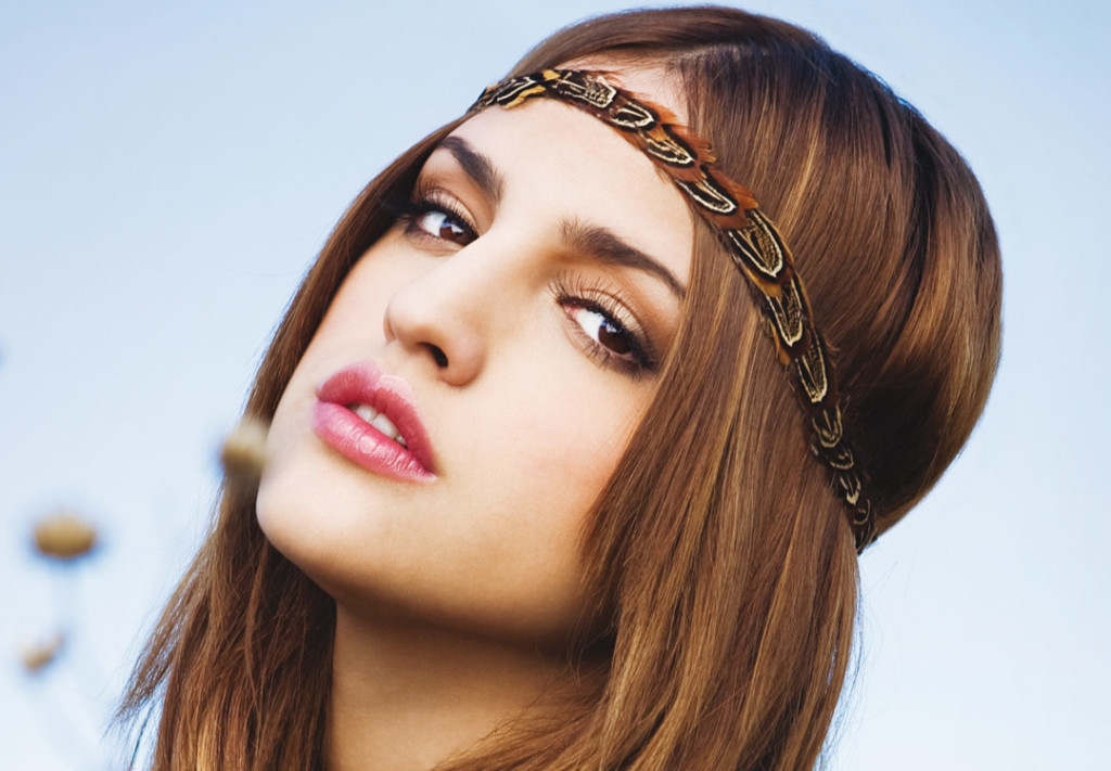 Eiza Gonzalez HD Wallpaper