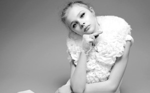 Chloe Moretz WallpaperS background