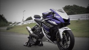 New Yamaha R25 Pictures Wallpaper