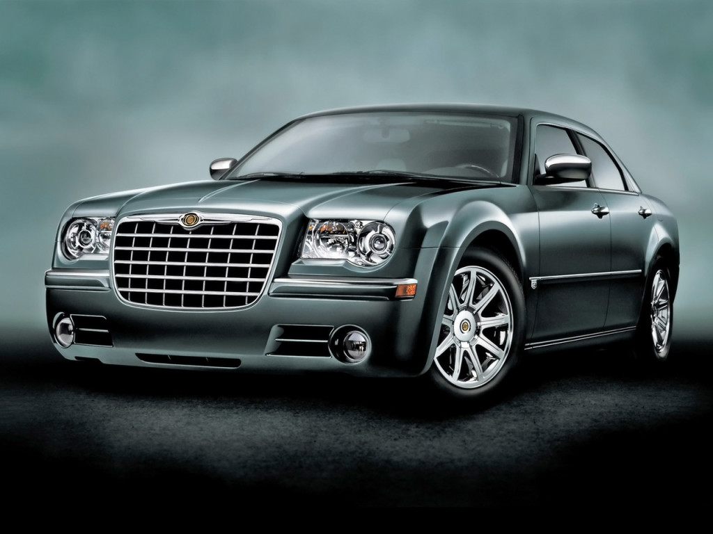 Chrysler 300 Srt 8 Touring Sedan Wallpaper HD